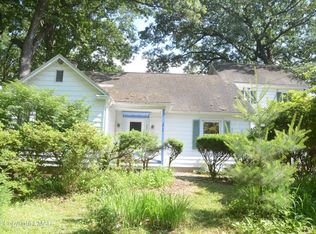 205 Colbert St, Stroudsburg, PA 18360