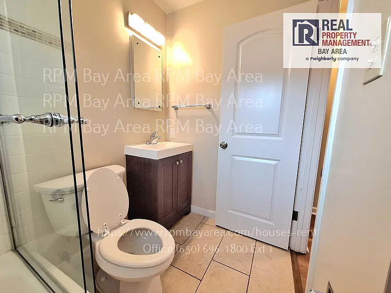 2030 Clarmar Way — Photo 13