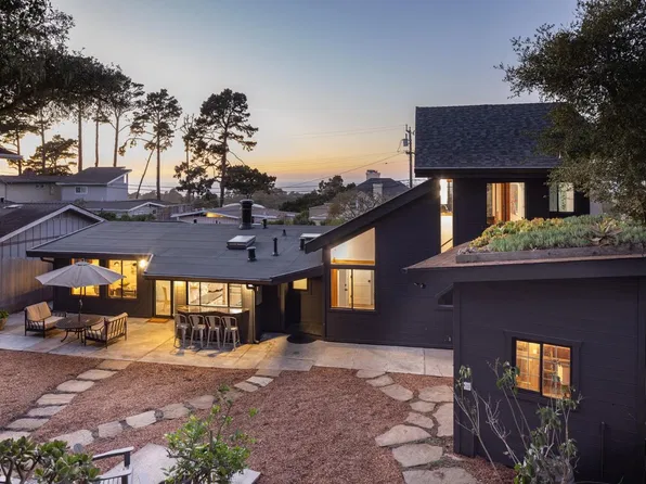 979 Syida Dr, Pacific Grove, CA 93950