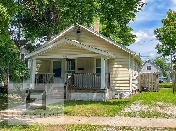 2304 E Prairie St, Decatur, IL 62521