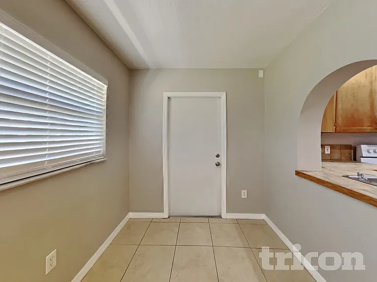 23120 Donalda Ave — Photo 15