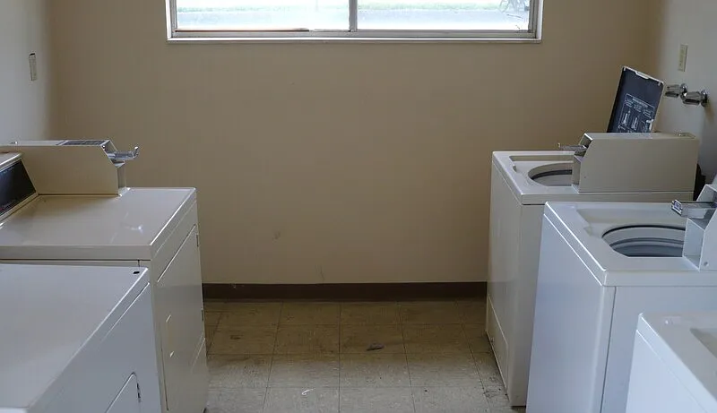 2 bed, 1.0 bath, 925 sqft, $1,195 — Photo 3