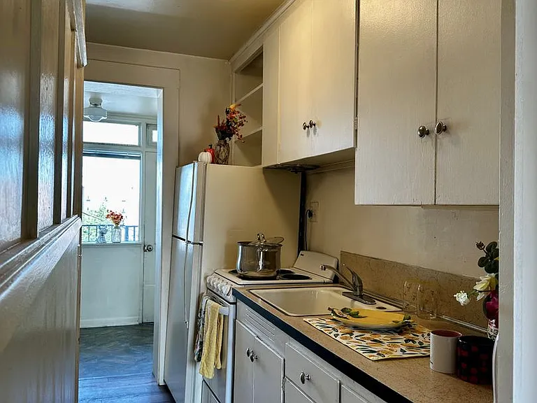 Norton Apartments @ Downtown Everett — Photo 6
