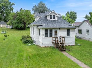 230 4th St, Balaton, MN 56115