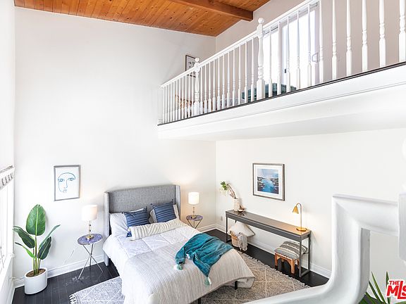 3rd image of 11033 Massachusetts Ave APT 12