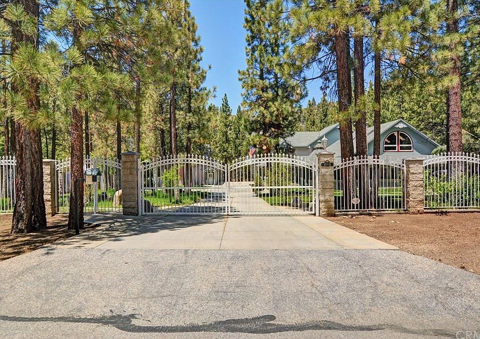 1st image of 42410 Juniper Dr