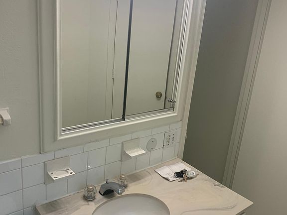 2nd image of 3272 Milstead Dr #C