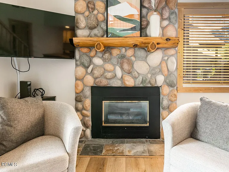 2025 Canyons Resort Dr #G8 — Photo 5