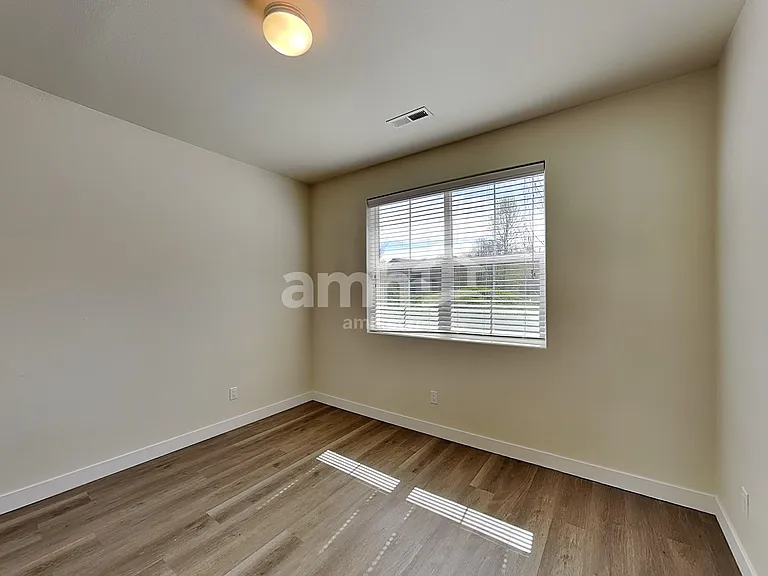 1719 Blacktail Ln — Photo 6