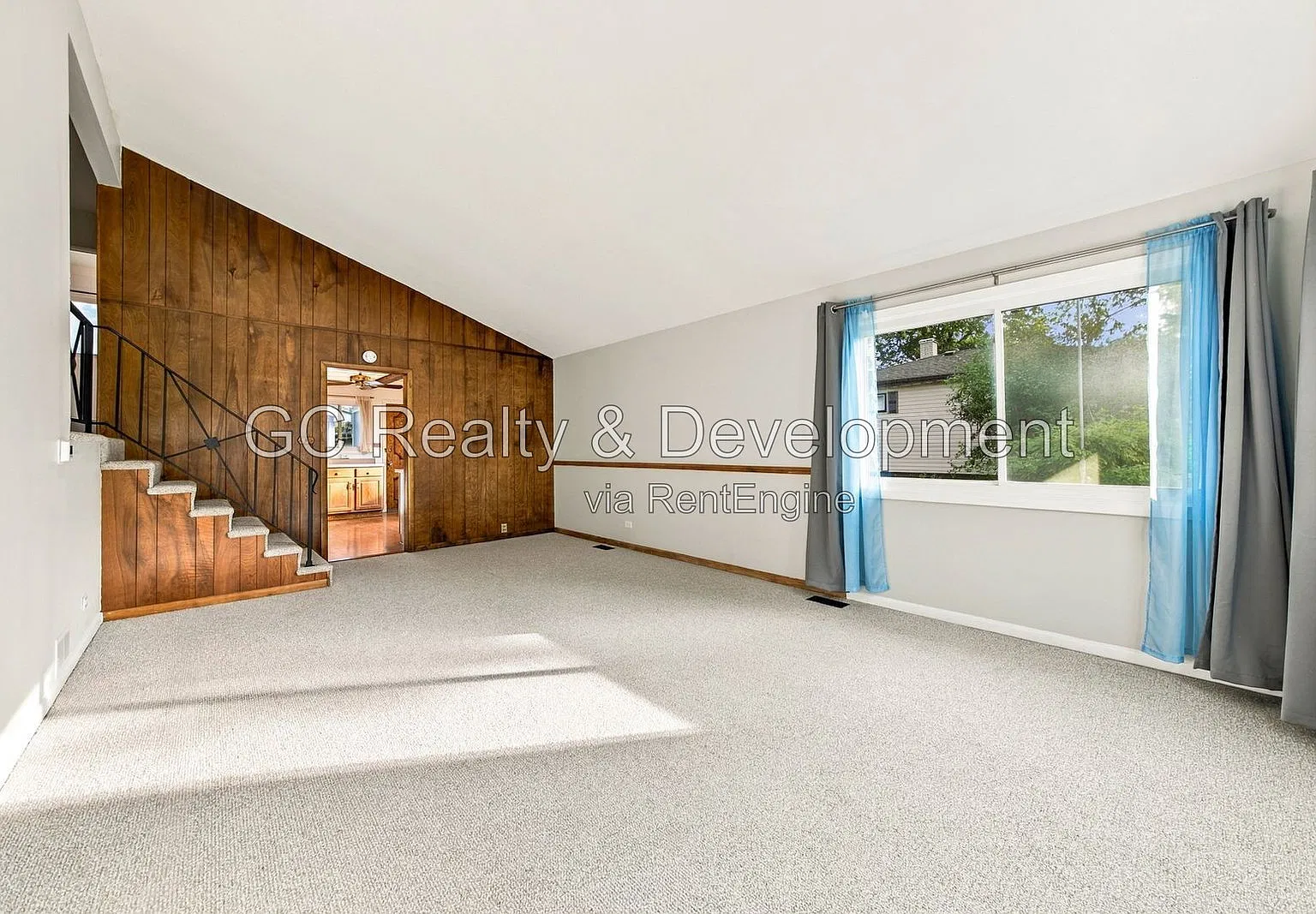 3 bed, 2.0 bath, $2,650 — Photo 2