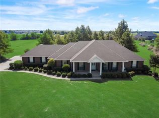 10696 Live Oak Dr, Forney, TX 75126