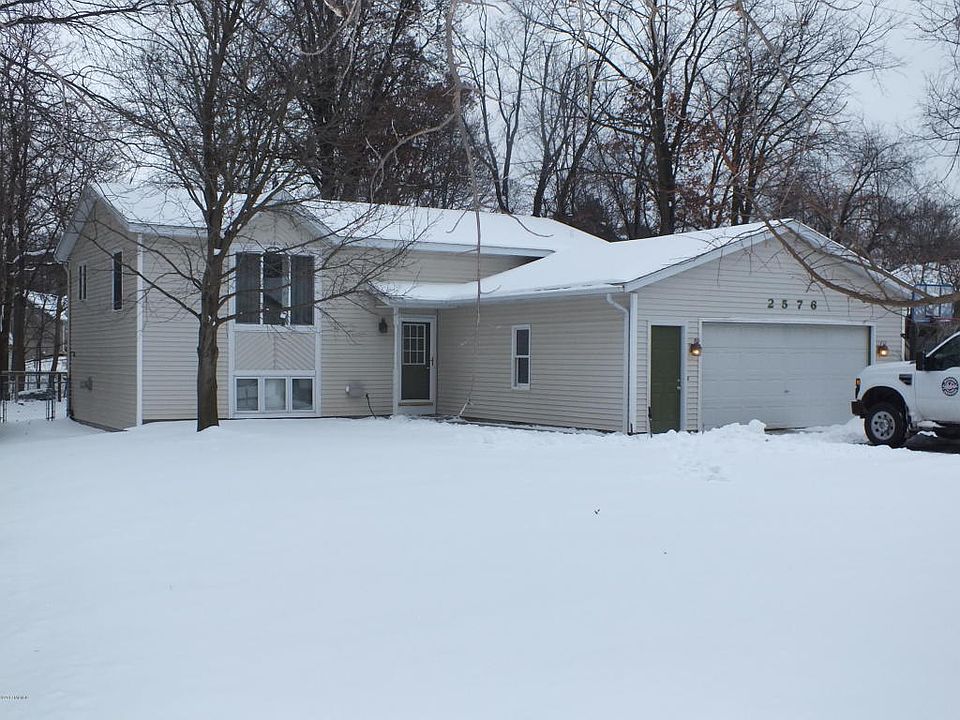 1st image of 2576 132nd Ave