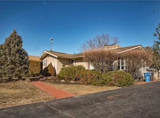 45 Delta St, Cranston, RI 02920