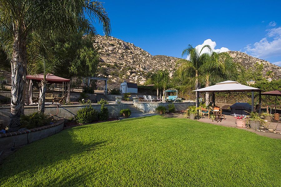 1st image of 25260 Kerri Ln