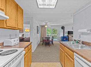 220 Mountainside Dr #E402, Stowe, VT 05672