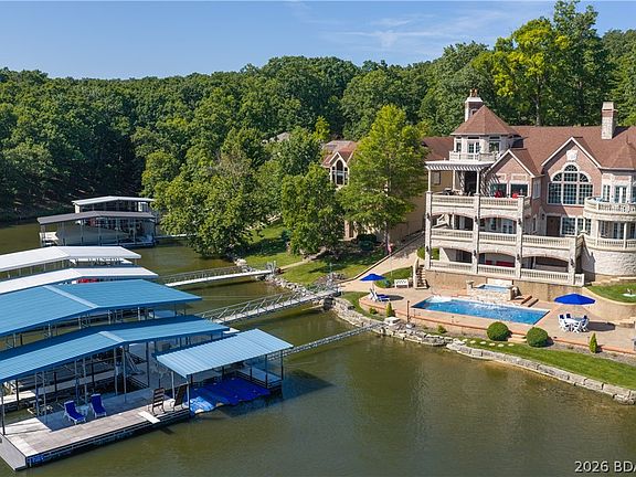 2nd image of 369 Lake Dr