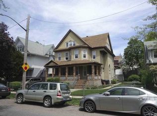85-21 114th St, Richmond Hill, NY 11418