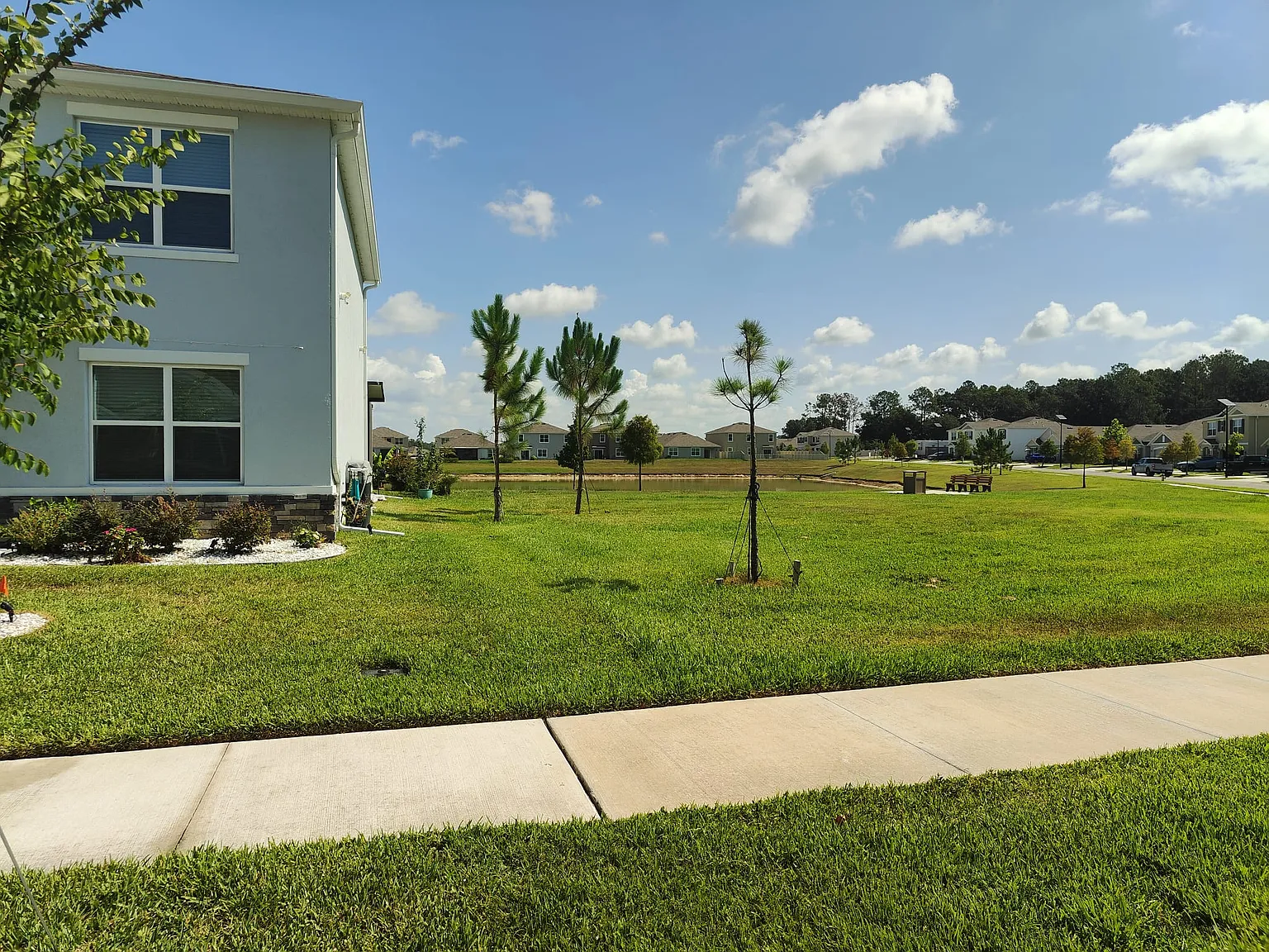 5 bed, 2605 sqft, $2,995 — Photo 4
