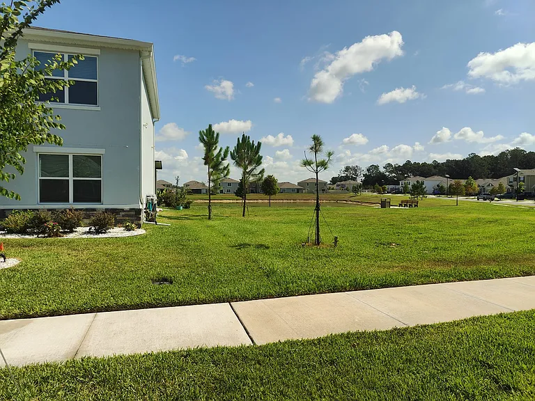 10689 Quail Grove Way — Photo 4