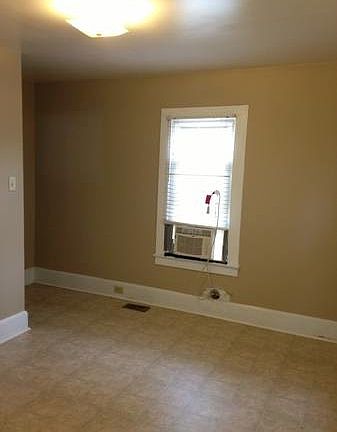 4th image of 321 Owsley Ave