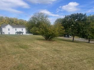 306 Tower St, Tazewell, VA 24651