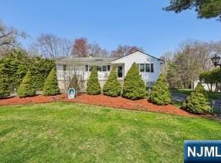 22 John Cir, Norwood, NJ 07648