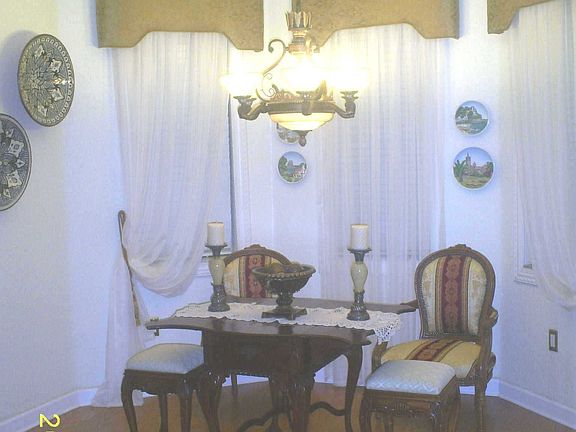 Breakfast Nook Overlooks Terrace