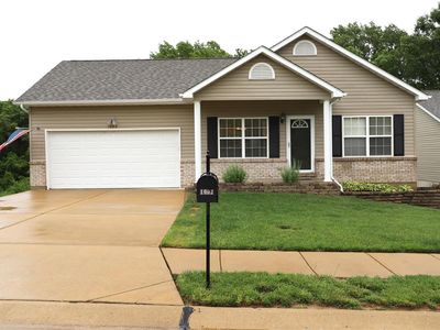 1002 San Luis Dr, Fenton, MO, 63026