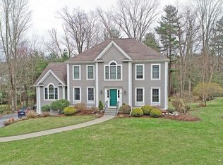 6 Cobblers Ln, North Reading, MA 01864