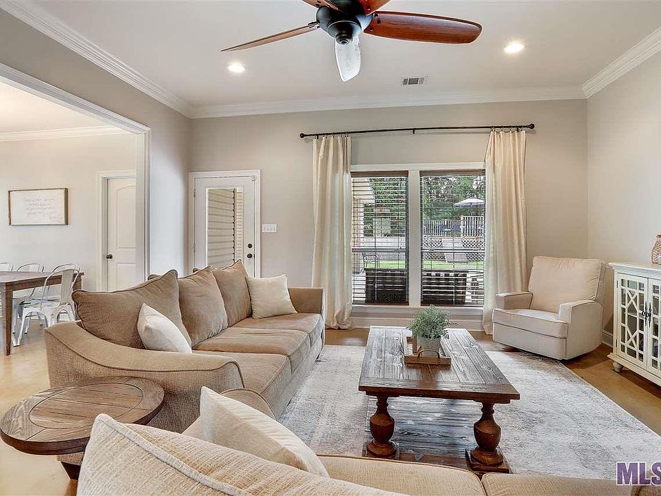 1st image of 39569 Lakota Ln