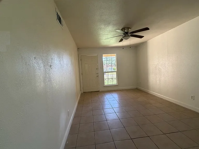 626 Edgedale Dr — Photo 25