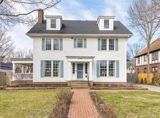2166 Middlefield Rd, Cleveland Heights, OH 44106