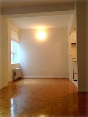 Rented by AJ Clarke | media 10