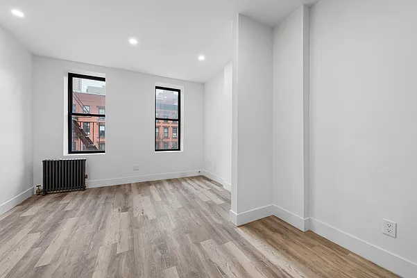 Rented by R New York | media 14