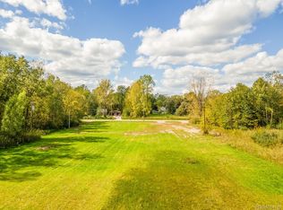 24235 Sumpter Rd E, Belleville, MI 48111