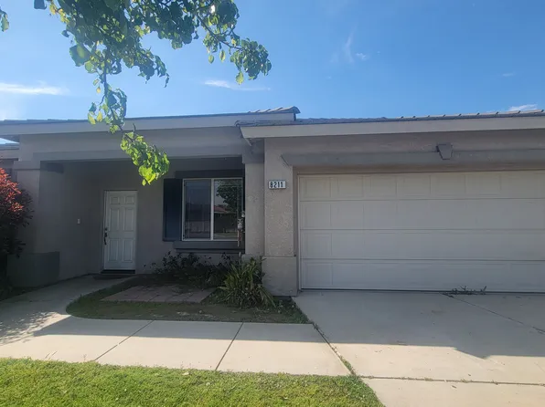 8211 Slider Dr, Bakersfield, CA 93313