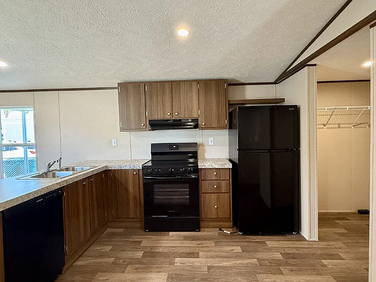 1866 El Dorado Dr — Photo 8