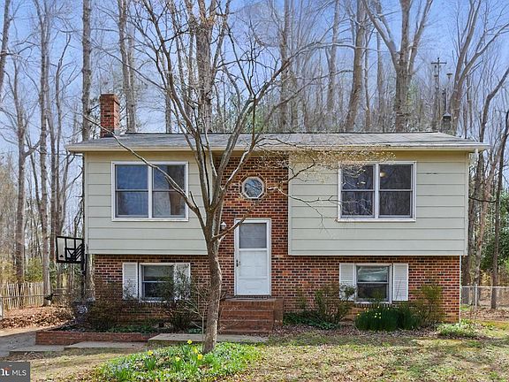 2nd image of 526 Pleasants Dr