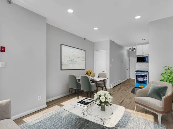 222 Madison Avenue 3R image 2 of 9