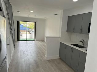 1134 NW 5th St APT 8, Miami, FL 33128