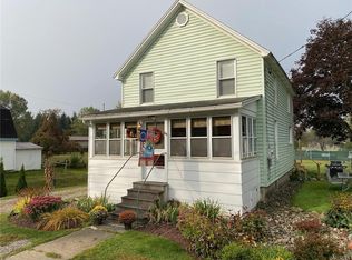 5975 Humphrey Rd, Great Valley, NY 14741