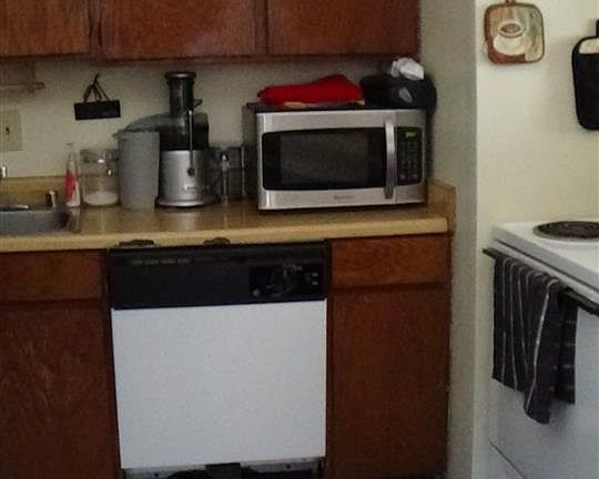 5th image of 8769 Salmon Ave