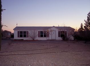 911 Fort Carson Rd, Pahrump, NV 89060