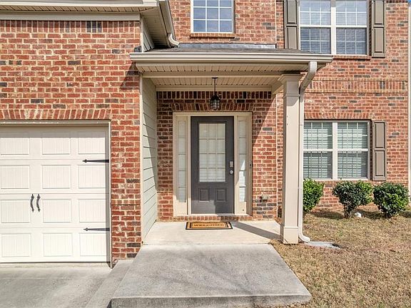 3rd image of 4247 Savannah Trce