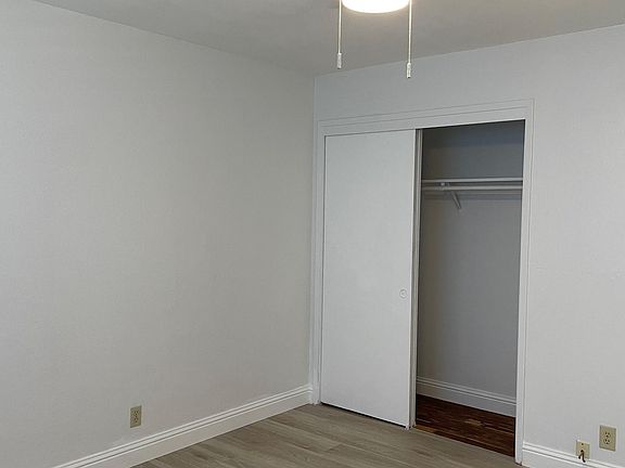 5th image of 5665 Beswick Dr
