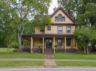 7 Barnhardt Cir, Fort Oglethorpe, GA 30742