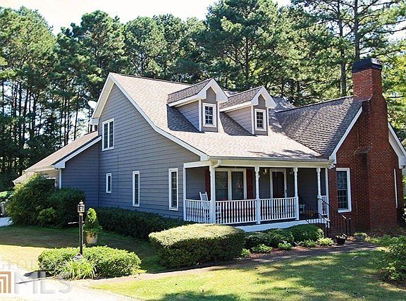 2nd image of 2318 Radbury Ln