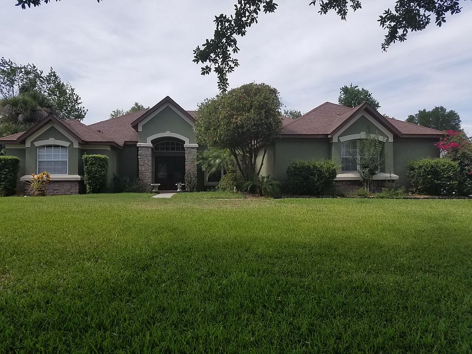 1st image of 16419 Magnolia Bluff Dr