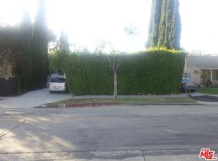 987 Schumacher Dr, Los Angeles, CA 90048