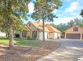 528 Rose Branch Dr, La Vernia, TX 78121